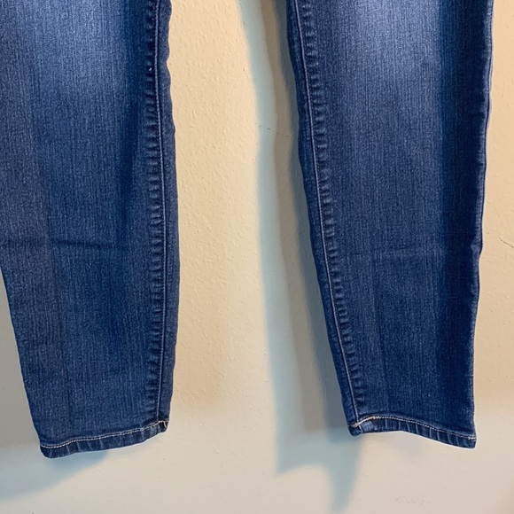 Torrid Jegging 16R – Medium Wash Skinny Stretch Denim Plus Size Comfort Fit Pant - Picture 3 of 11